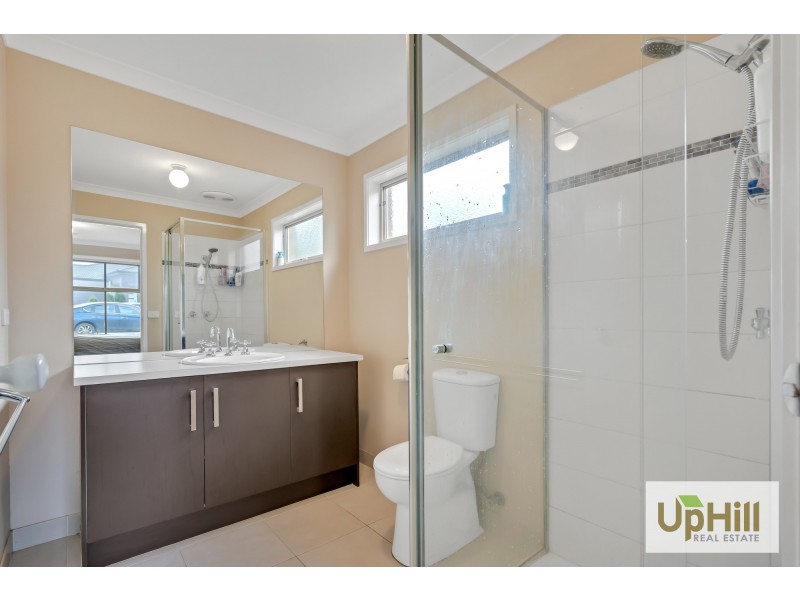 54 YAMMERBOOK WAY, Cranbourne East VIC 3977