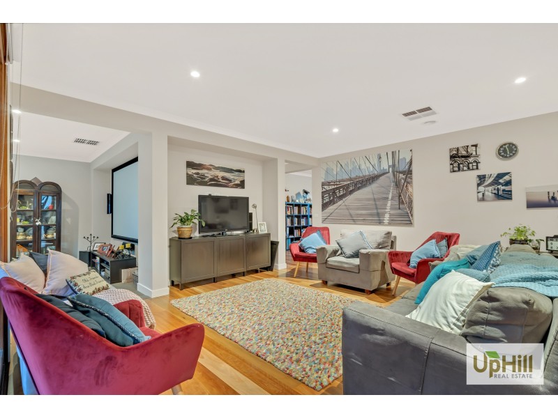 12 Dame Avenue, Clyde North VIC 3978