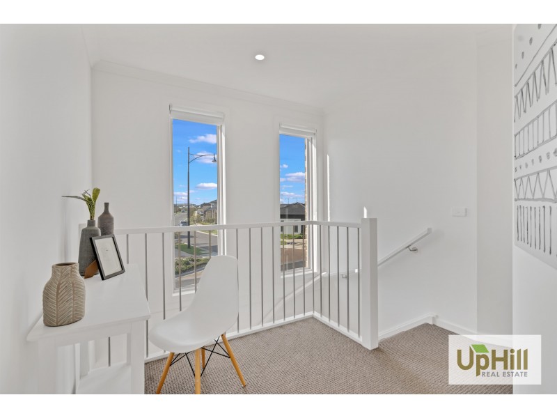 1/1 PRISCILLA PLACE, Pakenham VIC 3810