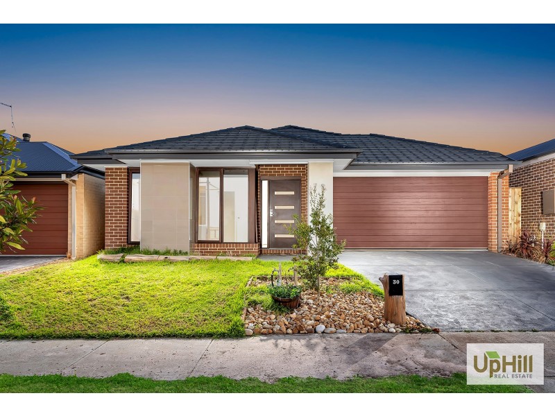 30 COMPTON WAY, Clyde North VIC 3978