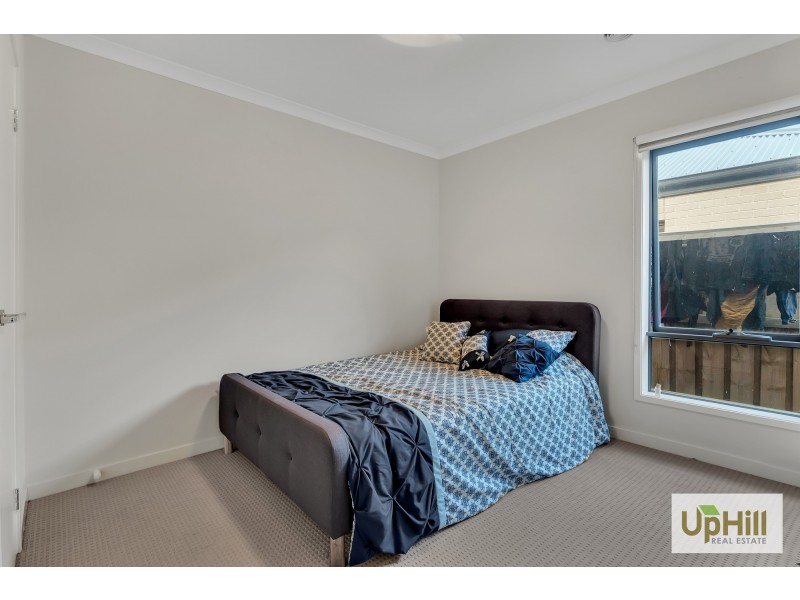 30 COMPTON WAY, Clyde North VIC 3978