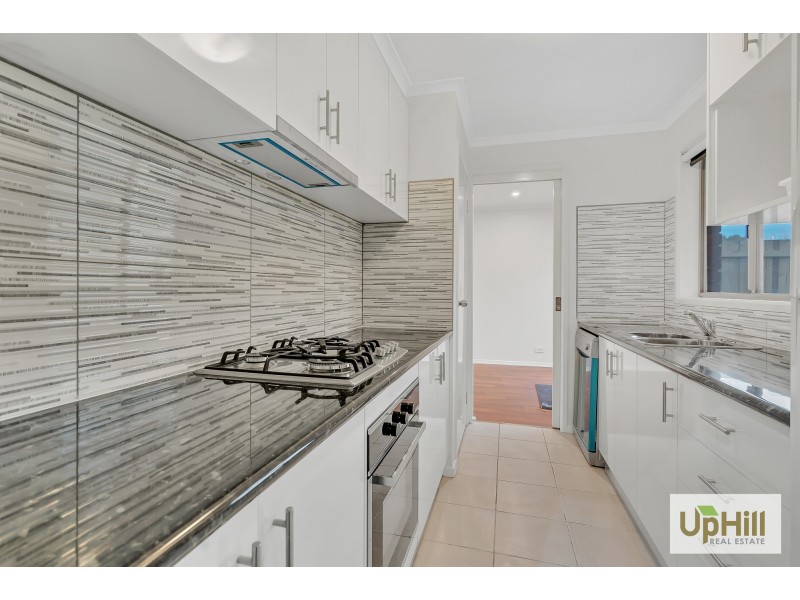 1/29 AMBER CRESCENT, Narre Warren VIC 3805