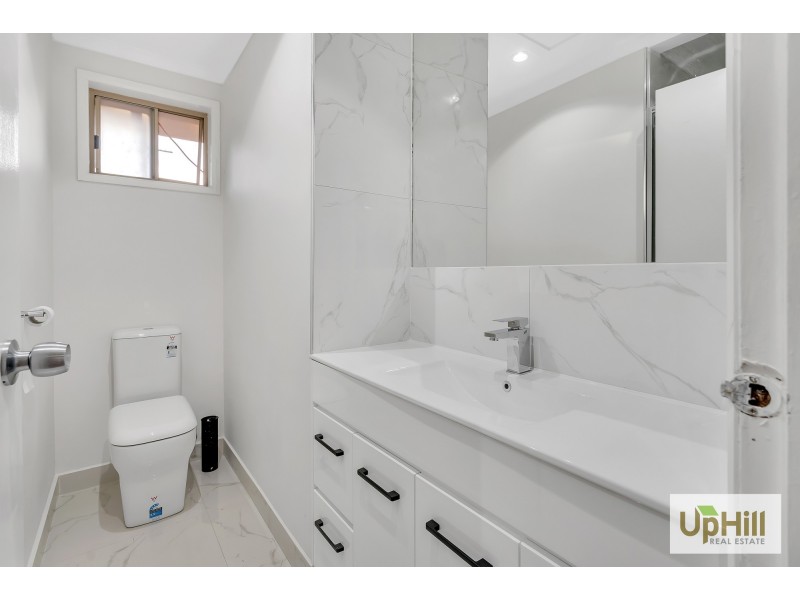 1/29 AMBER CRESCENT, Narre Warren VIC 3805