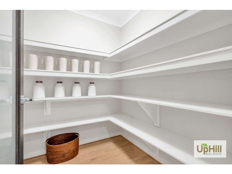 13 SHULZE DRIVE, Clyde North VIC 3978