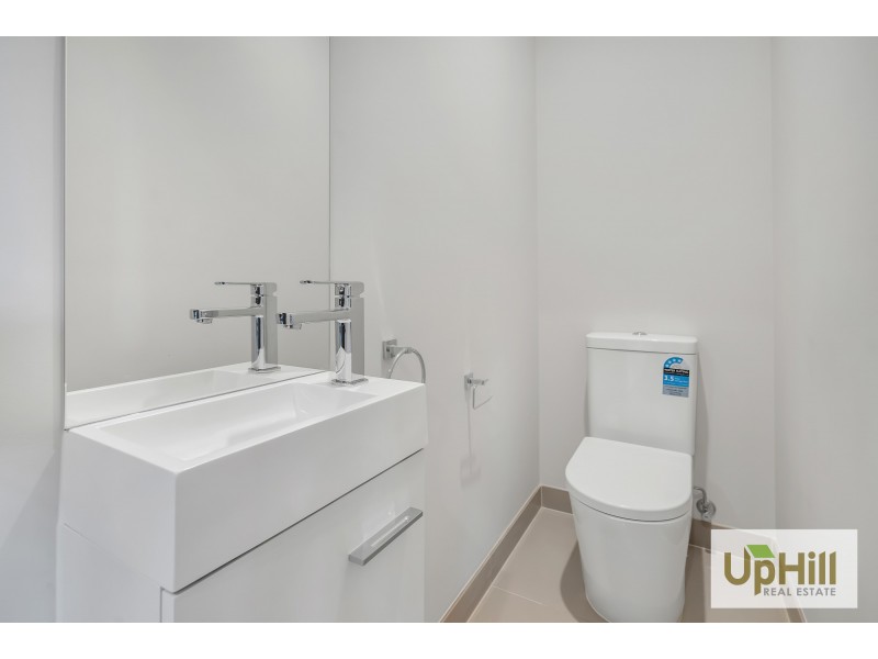 35 BABYLON CRESCENT, Clyde North VIC 3978