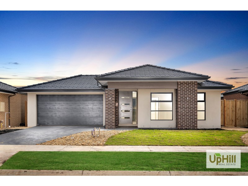 19 Aspire Avenue, Clyde North VIC 3978