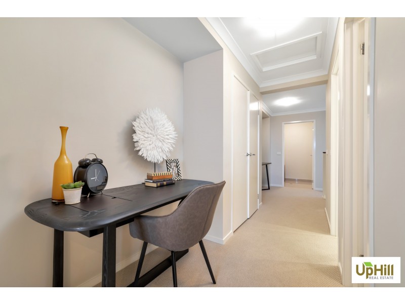 71 GLENROSE BOULEVARD, Clyde North VIC 3978