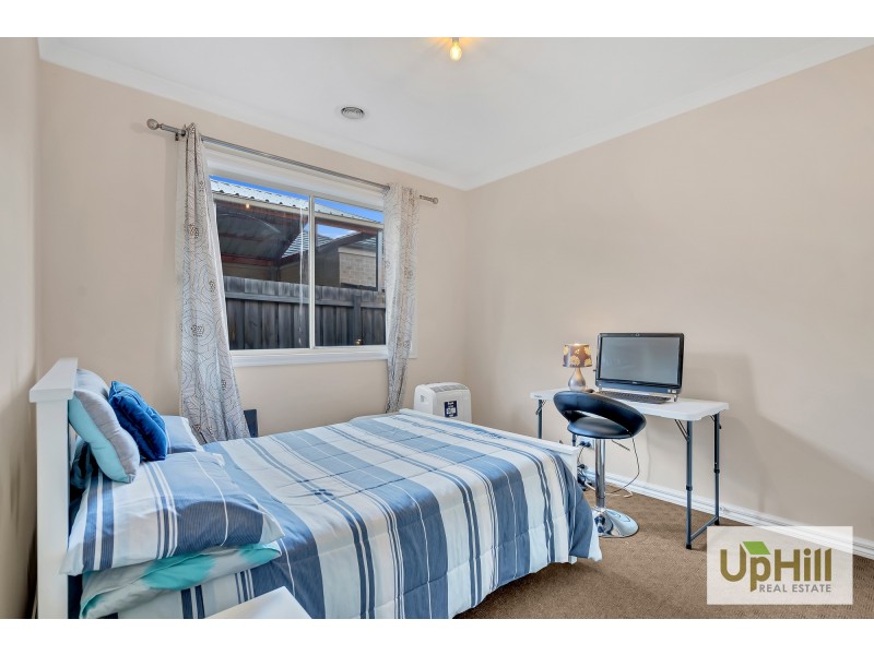 5 SEDGWICK COURT, Lynbrook VIC 3975