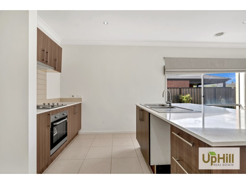 65 SELANDRA BLVD, Clyde North VIC 3978