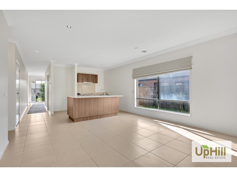 65 SELANDRA BLVD, Clyde North VIC 3978