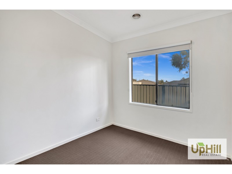 65 SELANDRA BLVD, Clyde North VIC 3978