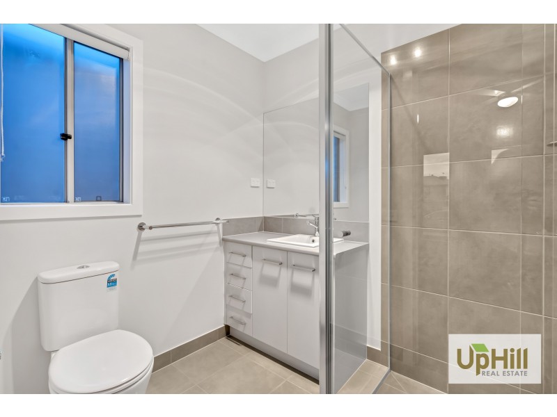 22 COLONNADE STREET, Clyde North VIC 3978