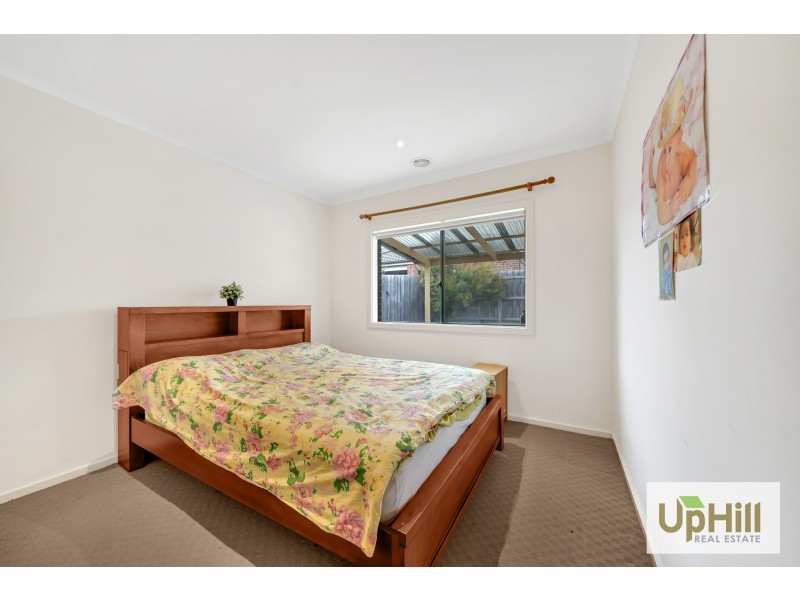 6 FERRARI DRIVE, Cranbourne East VIC 3977