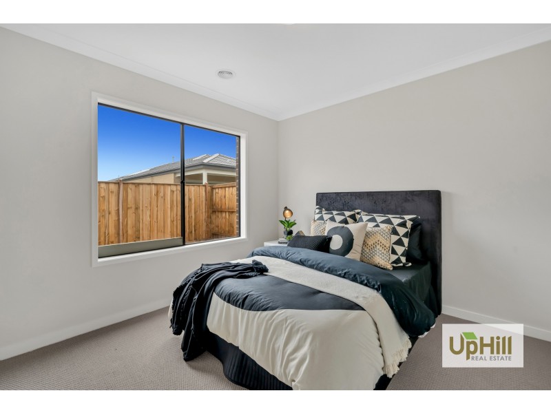 29 Pablo Drive, Clyde North VIC 3978