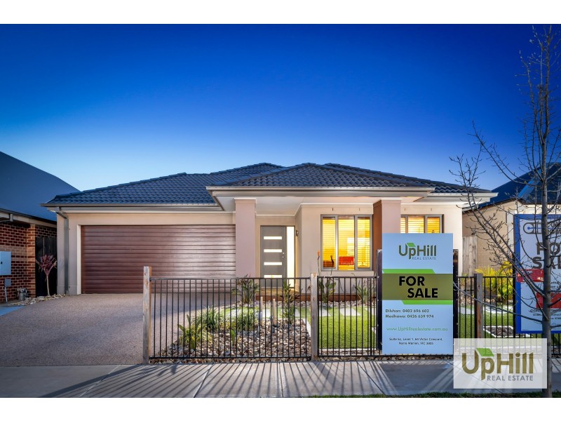 32 WELSH CRESCENT, Clyde North VIC 3978