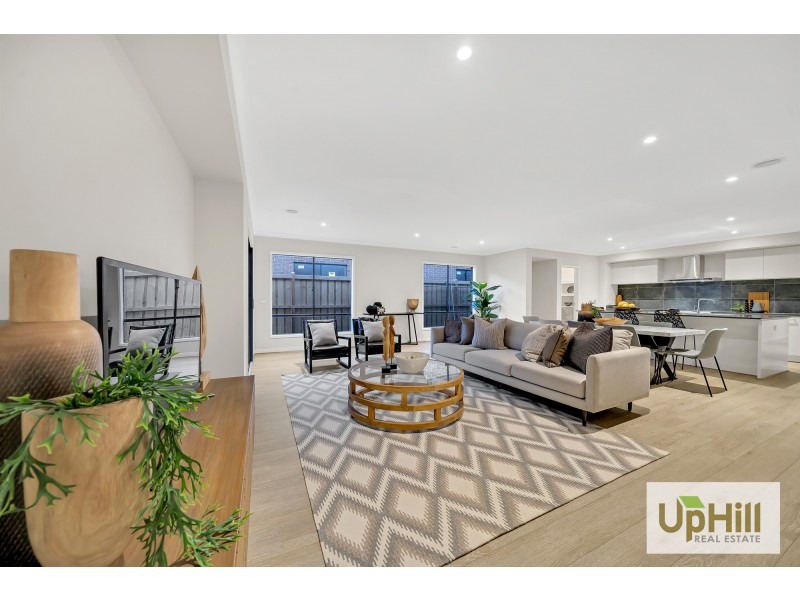 17  PABLO DRIVE, Clyde North VIC 3978