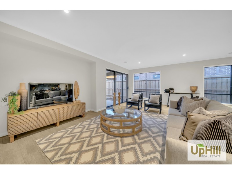 17  PABLO DRIVE, Clyde North VIC 3978