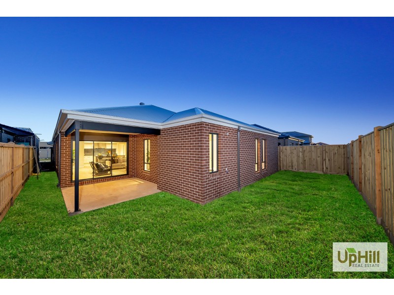 17  PABLO DRIVE, Clyde North VIC 3978