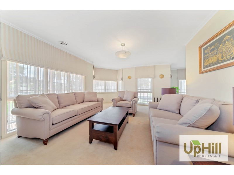 1 MERION COURT, Rowville VIC 3178