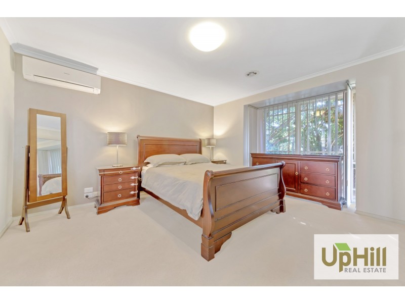 1 MERION COURT, Rowville VIC 3178