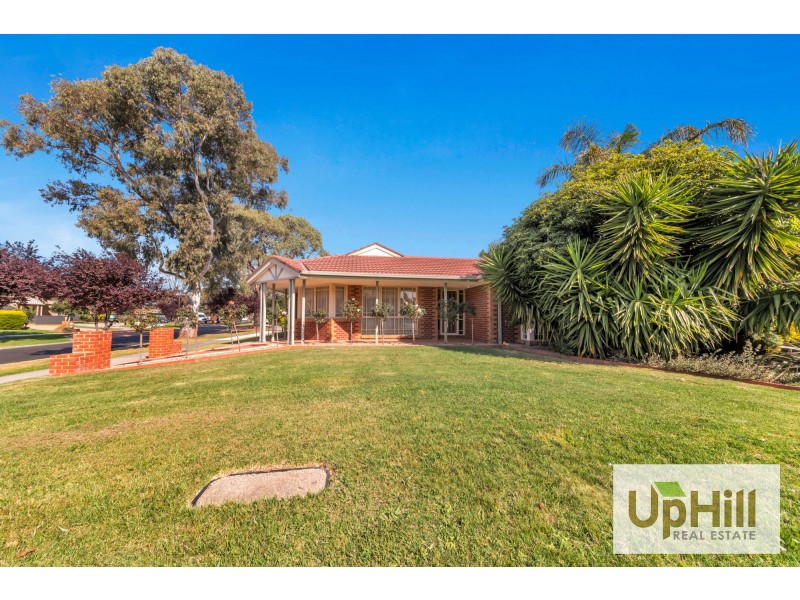 1 MERION COURT, Rowville VIC 3178