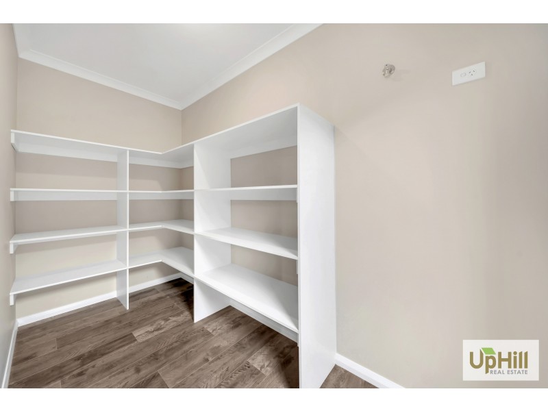 Clyde North VIC 3978