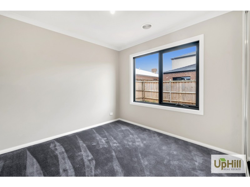 Clyde North VIC 3978