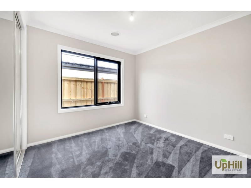 Clyde North VIC 3978