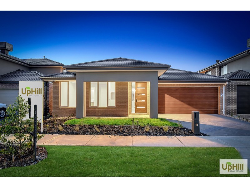 33 CHEROKEE PARADE, Clyde VIC 3978