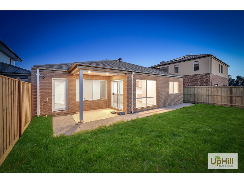 33 CHEROKEE PARADE, Clyde VIC 3978