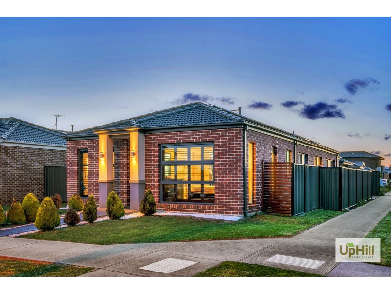 65 WHEELERS PARK DRIVE, Cranbourne North VIC 3977