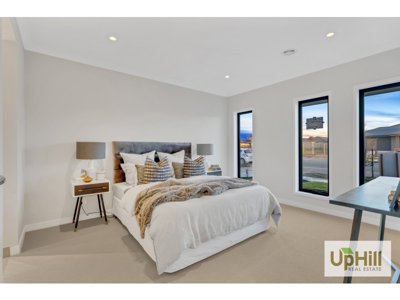 29 WILANDRA WAY, Clyde VIC 3978