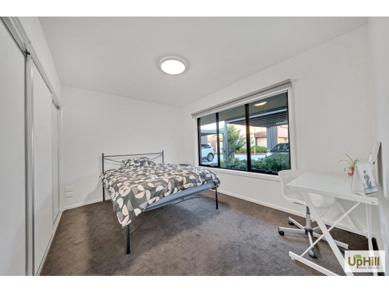 12 BOUTIQUE LANE, Cranbourne West VIC 3977