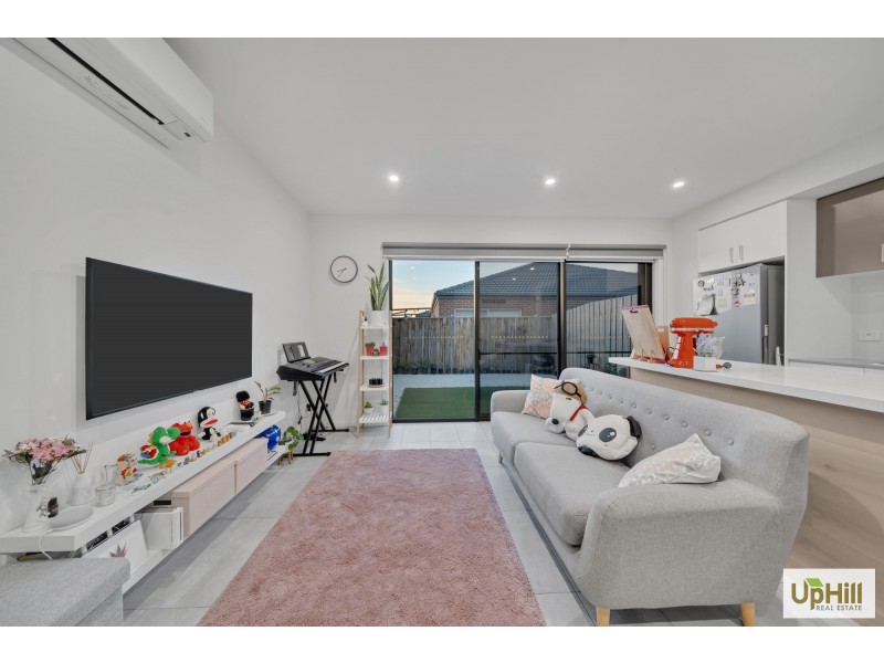12 BOUTIQUE LANE, Cranbourne West VIC 3977