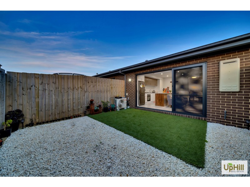 12 BOUTIQUE LANE, Cranbourne West VIC 3977