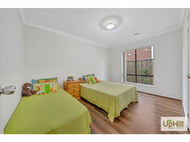 14 LANCELOT AVENUE, Clyde VIC 3978