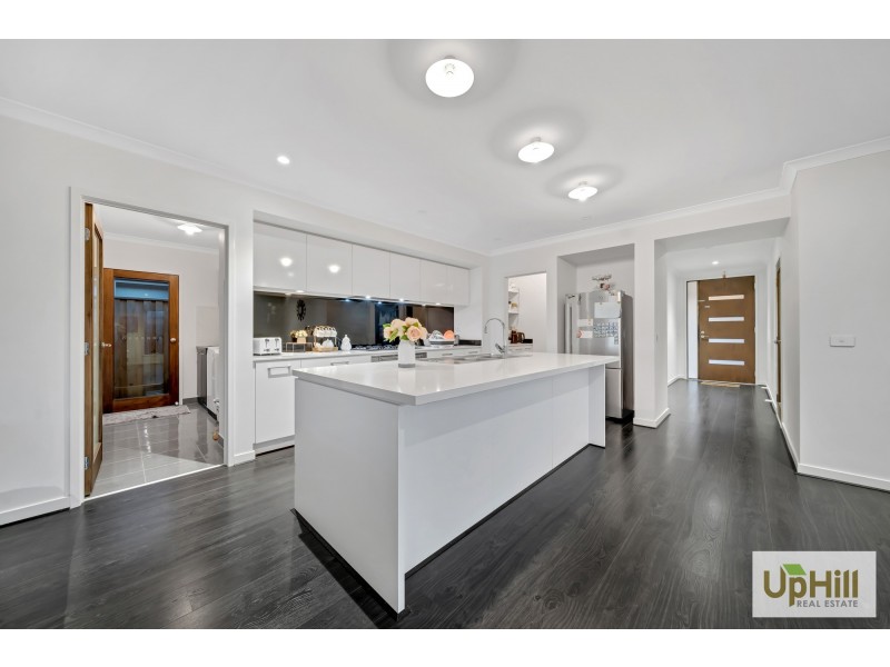 55 SKYLARK BLVD, Clyde North VIC 3978