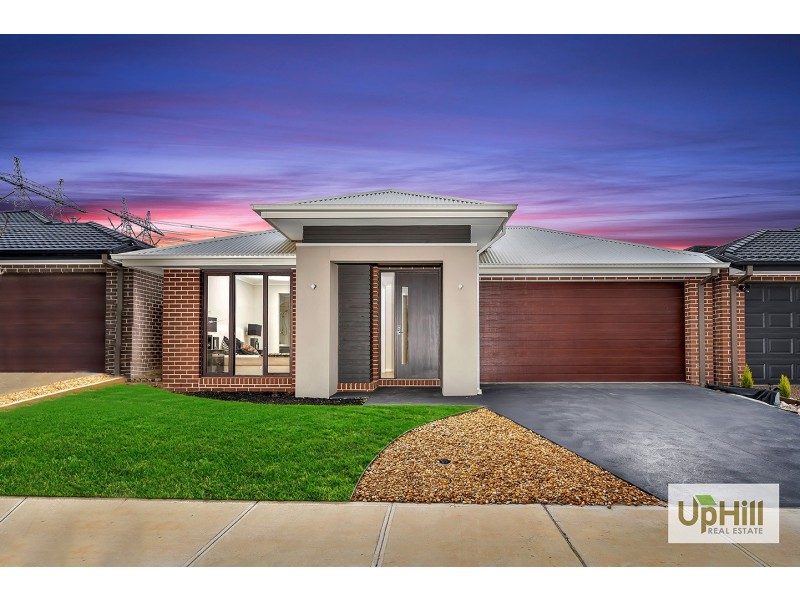 9 JUBILEE ROAD, Clyde VIC 3978