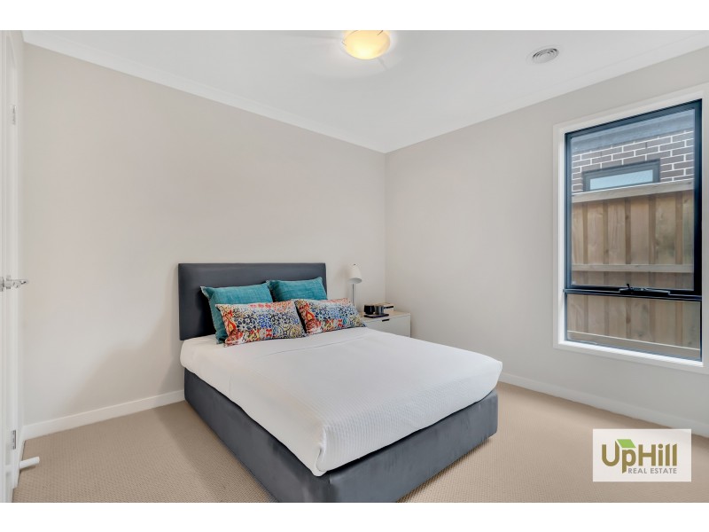 9 JUBILEE ROAD, Clyde VIC 3978