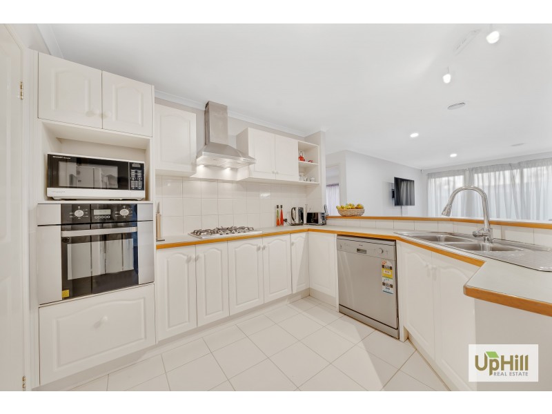 7 Rich Walk, Narre Warren South VIC 3805