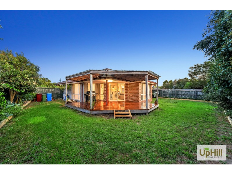 7 Rich Walk, Narre Warren South VIC 3805