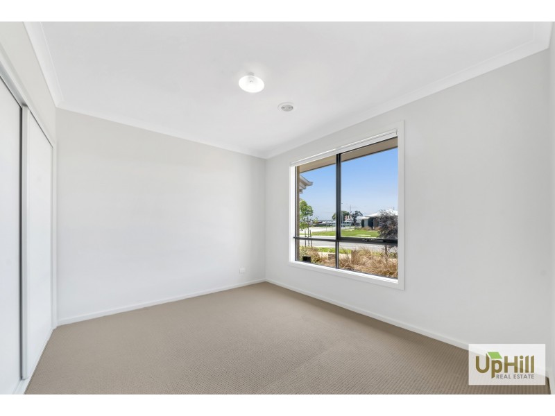 59 Karawarra Circuit, Cranbourne North VIC 3977