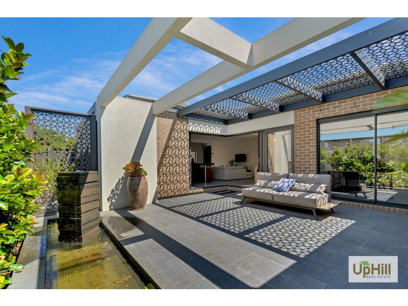 1 TALLRUSH STREET, Clyde North VIC 3978