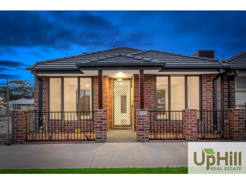 24 Titan lodge walk, Pakenham VIC 3810