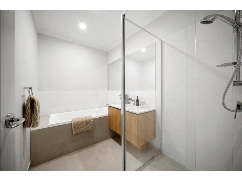 Clyde North VIC 3978