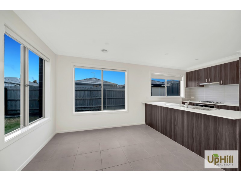 3 NASO PLACE, Clyde North VIC 3978