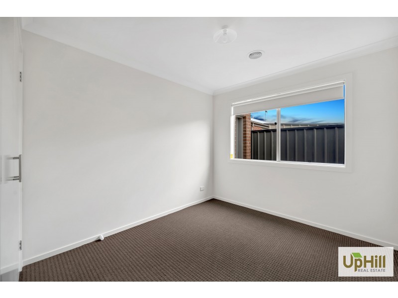 3 NASO PLACE, Clyde North VIC 3978