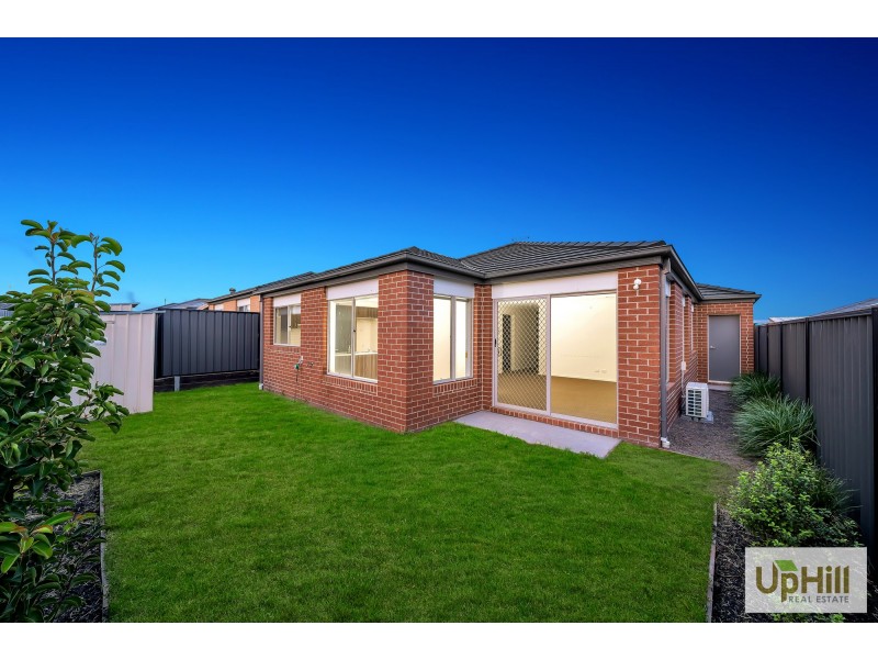 3 NASO PLACE, Clyde North VIC 3978
