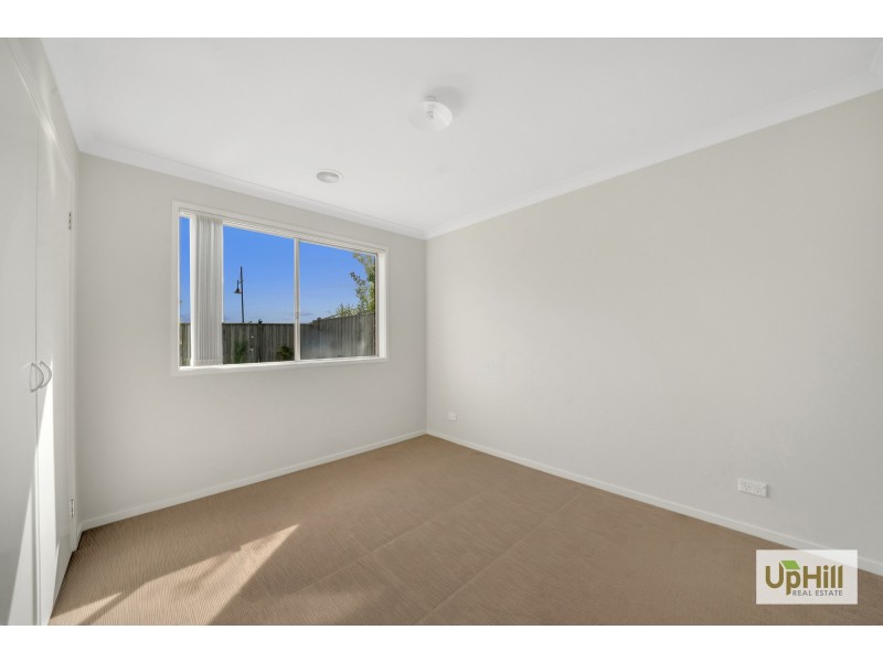 82 Everlasting Boulevard, Cranbourne West VIC 3977