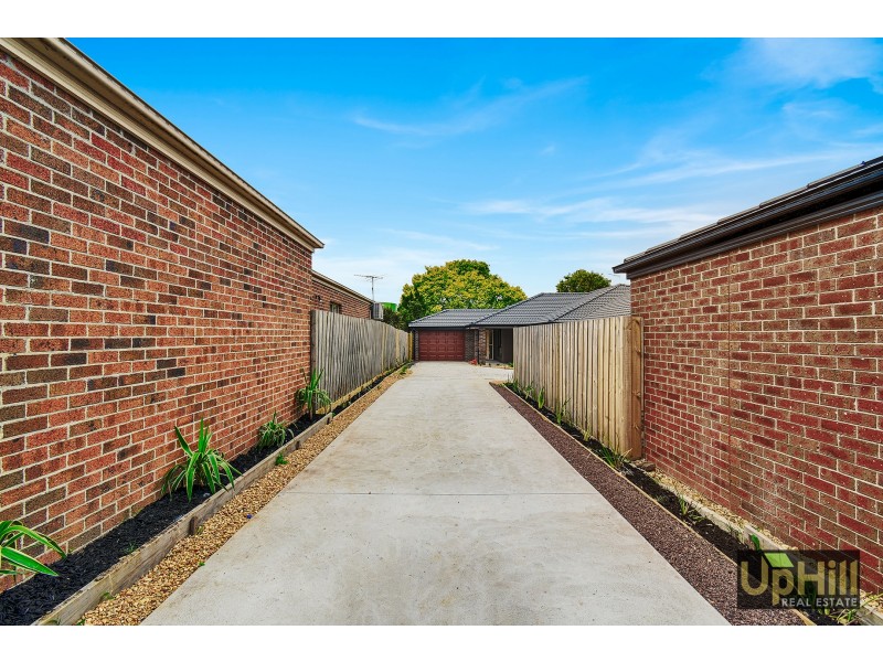 2C  Henry street, Pakenham VIC 3810